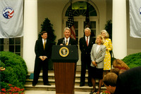 Bill Clinton, Sgt. Shriver, PC 35th Anniv. - 1996 White House