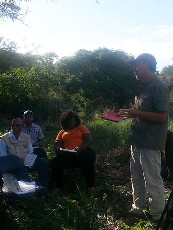 121515_Farmer_Field_School_01.jpg