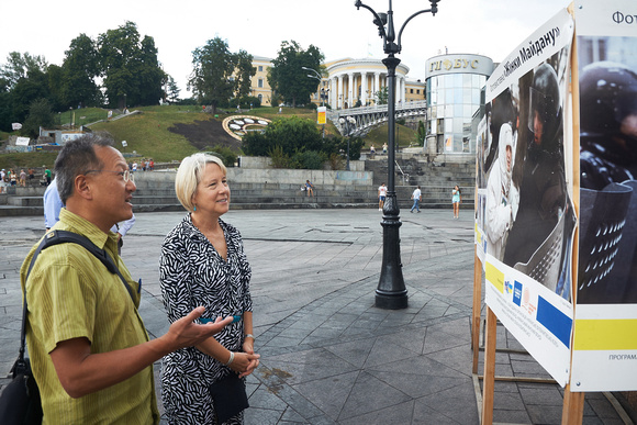 Director Carrie Hessler-Radelet's trip to Ukraine on August 17-18,2014