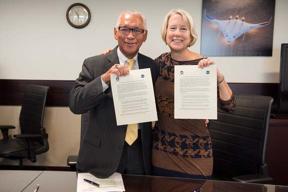 LOIC Signing at NASA on October 13, 2016